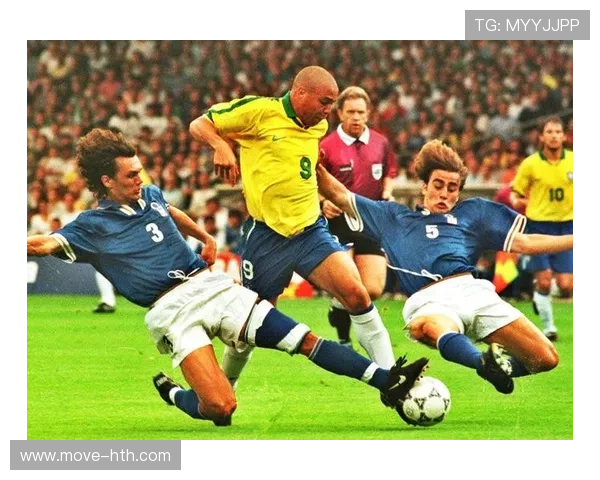 荣耀足球4转会球星大揭秘：如何高效引援打造梦幻阵容